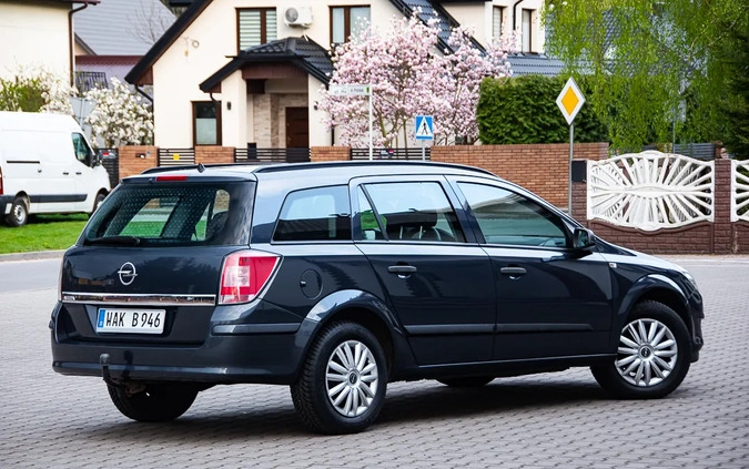 Opel Astra cena 16900 przebieg: 205000, rok produkcji 2009 z Sulejów małe 596